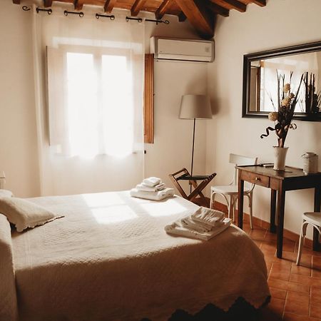 Bed and Breakfast Borgo Terrosi Синалунга Экстерьер фото