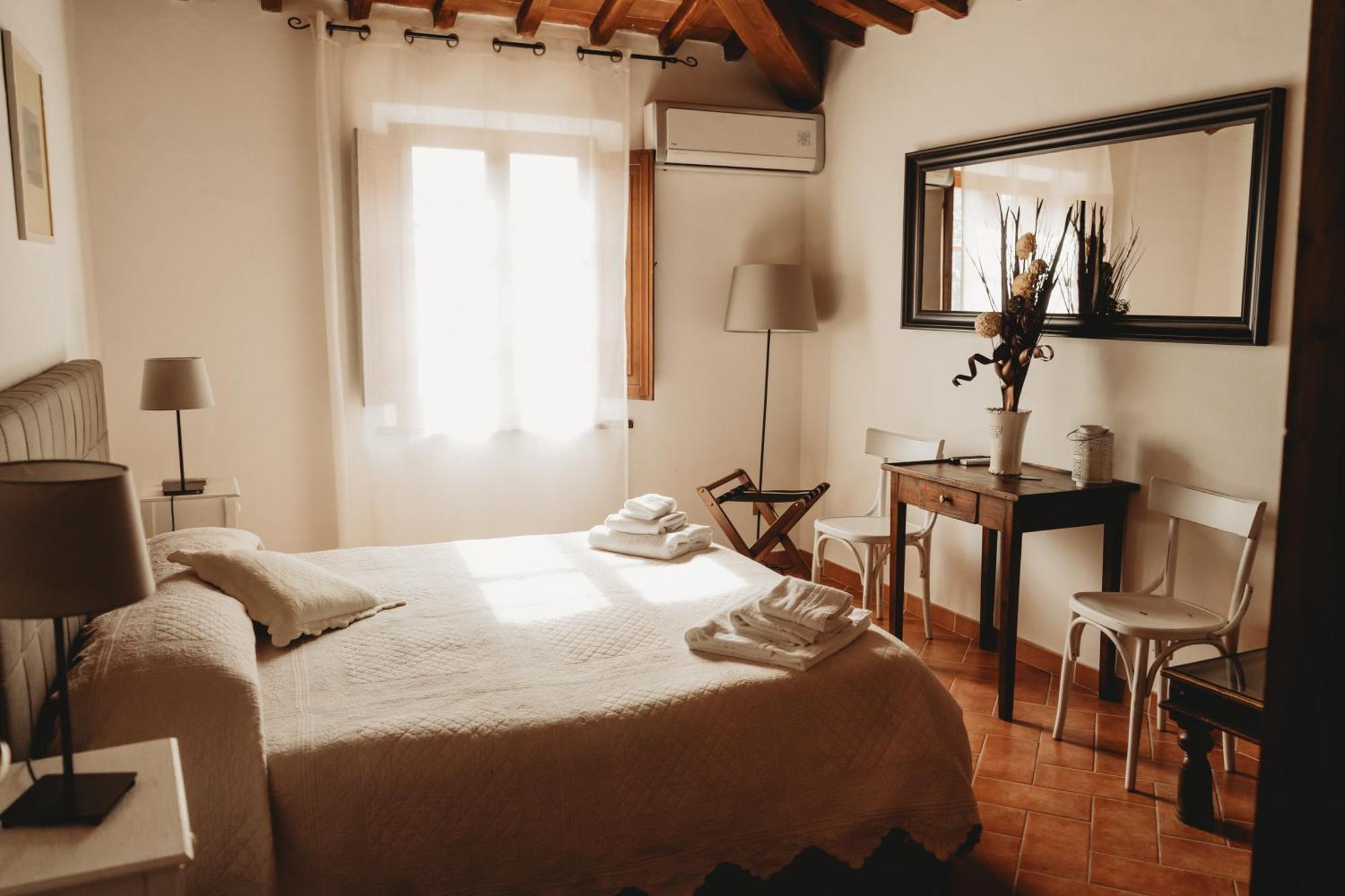 Bed and Breakfast Borgo Terrosi Синалунга Экстерьер фото