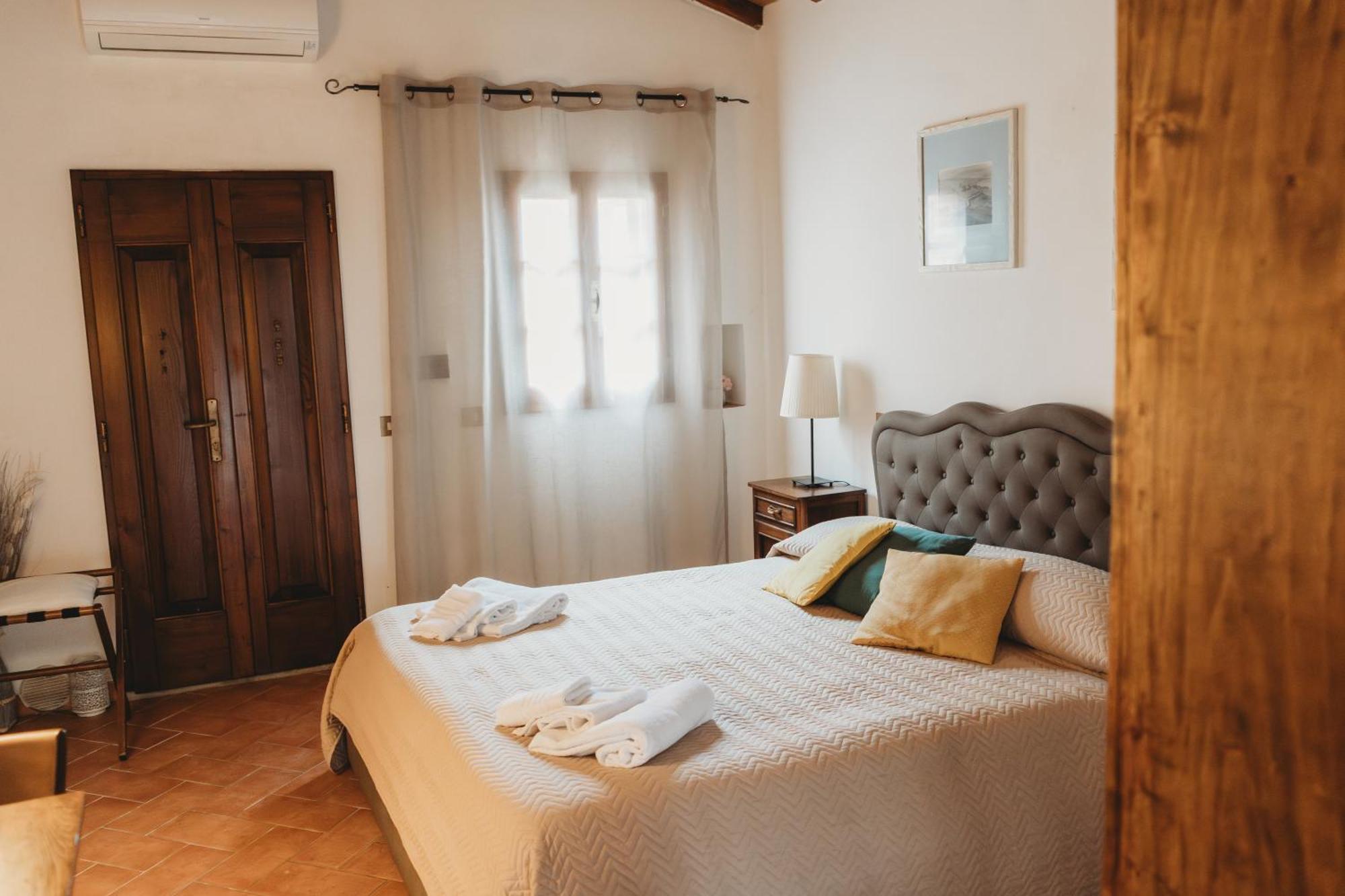 Bed and Breakfast Borgo Terrosi Синалунга Экстерьер фото